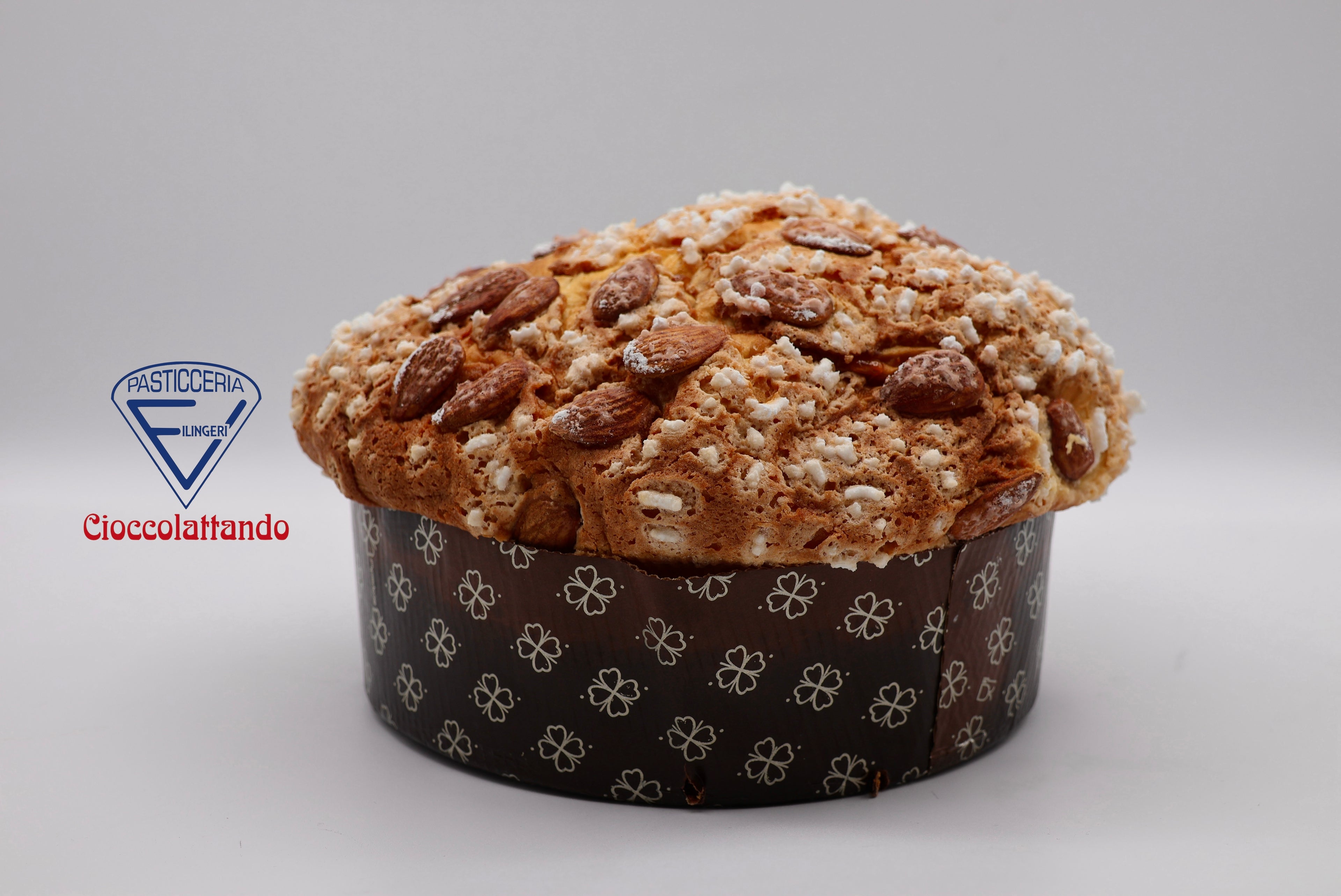 🌰✨ Panettone Mandorlato