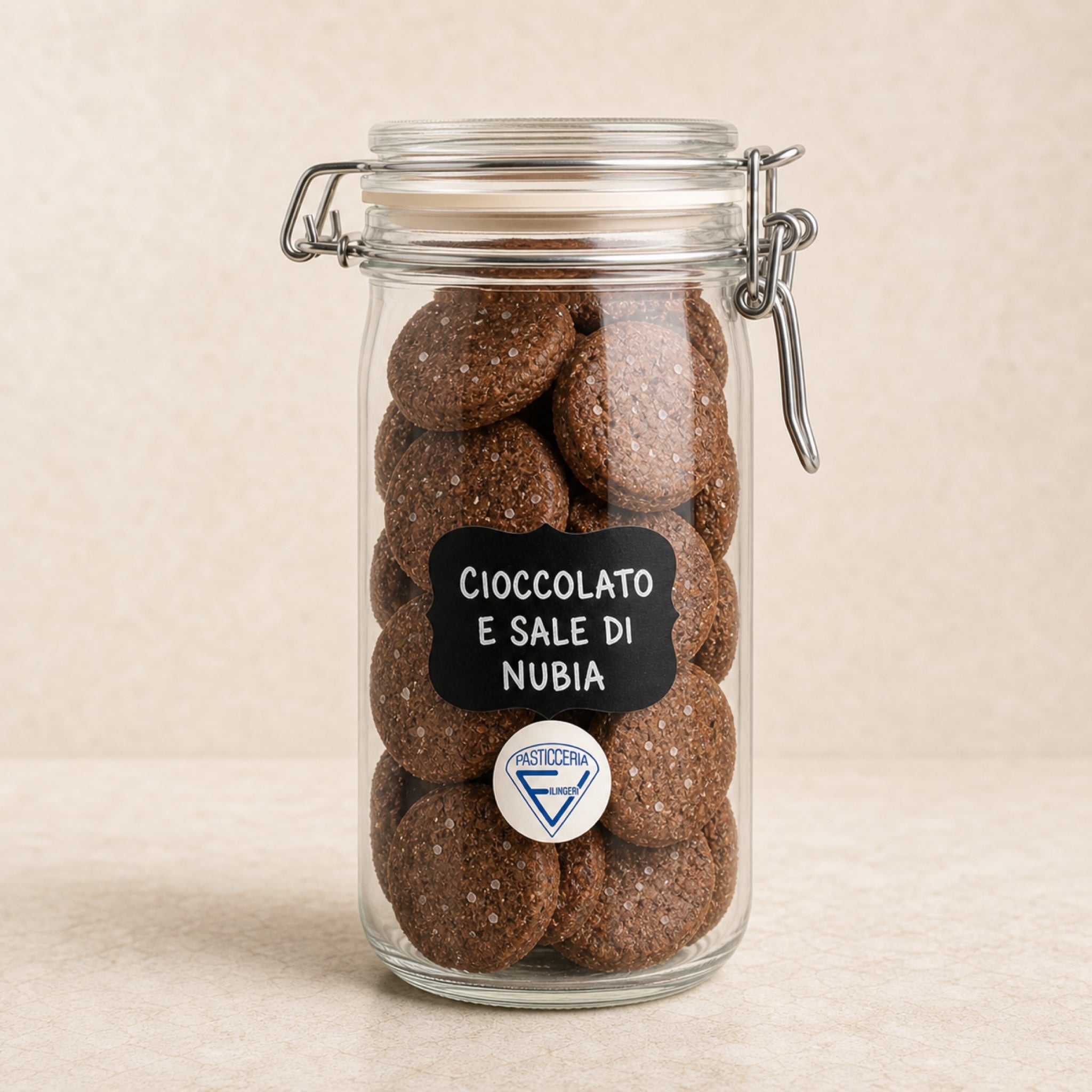 Barattolo di biscotti al cioccolato e sale di Nubia